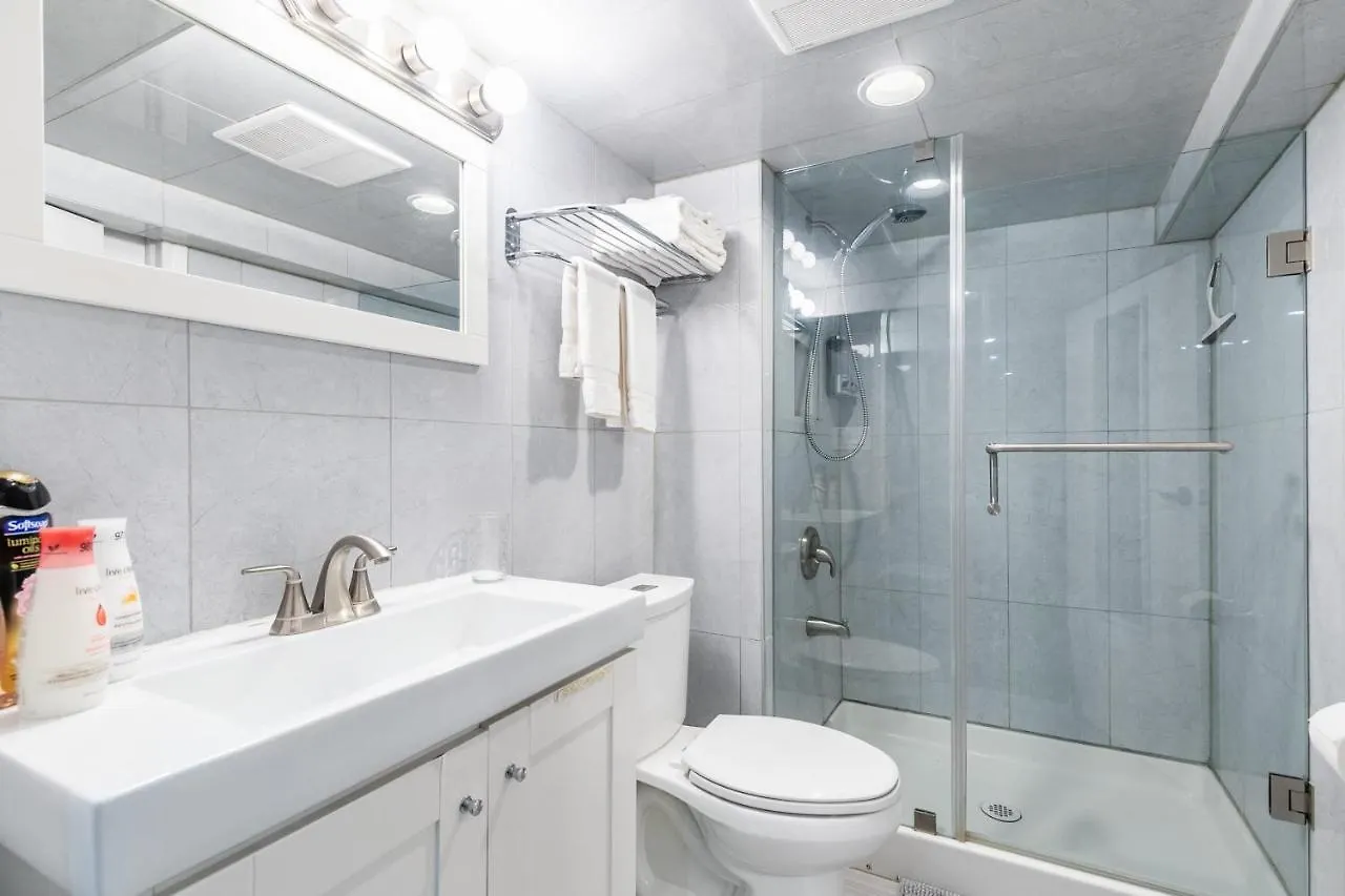 Newly Renovated - Cozy 1Br Apt With Netflix - Prime Location Canada